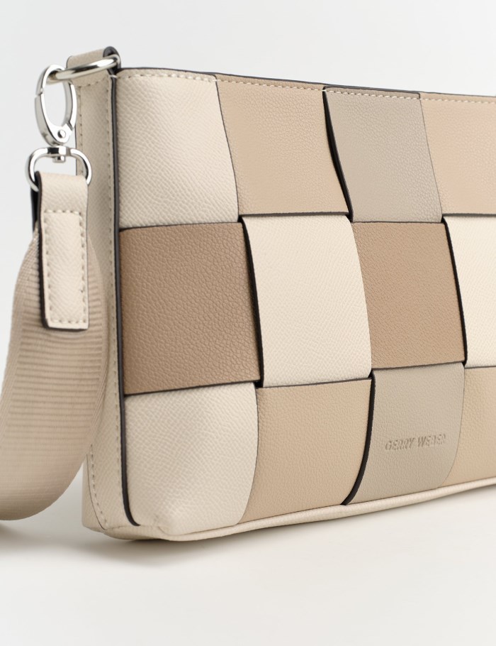 Gerry Weber Shoulder bag in a woven look Vesker Beige | VKLB4302