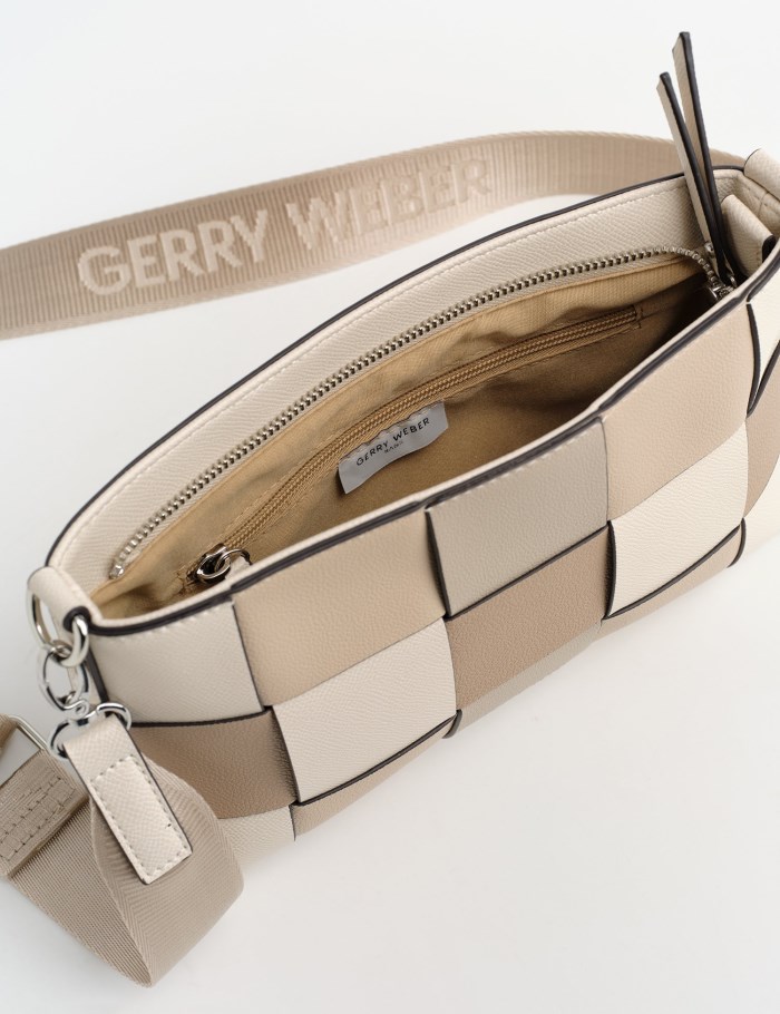 Gerry Weber Shoulder bag in a woven look Vesker Beige | VKLB4302