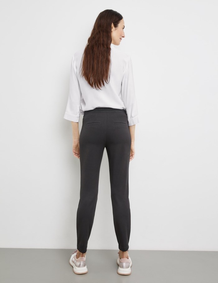 Gerry Weber Simple 7/8-length trousers in a slim fit Bukser Svarte | ORFQ0121