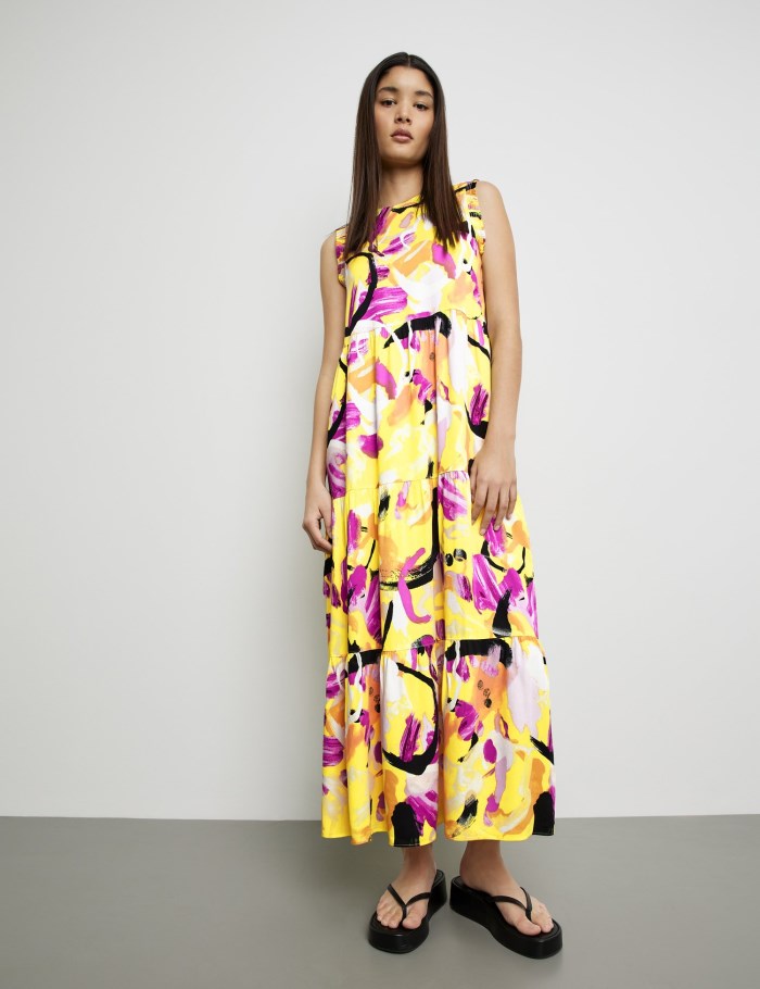 TAIFU Sleeveless maxi dress with a floral print Kjole Gul | UCLS4737