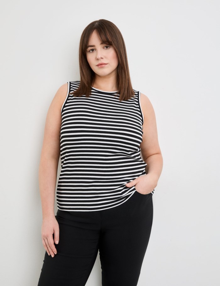 SAMOON Striped top made of textured jersey T-skjorte Svarte | FENA4548