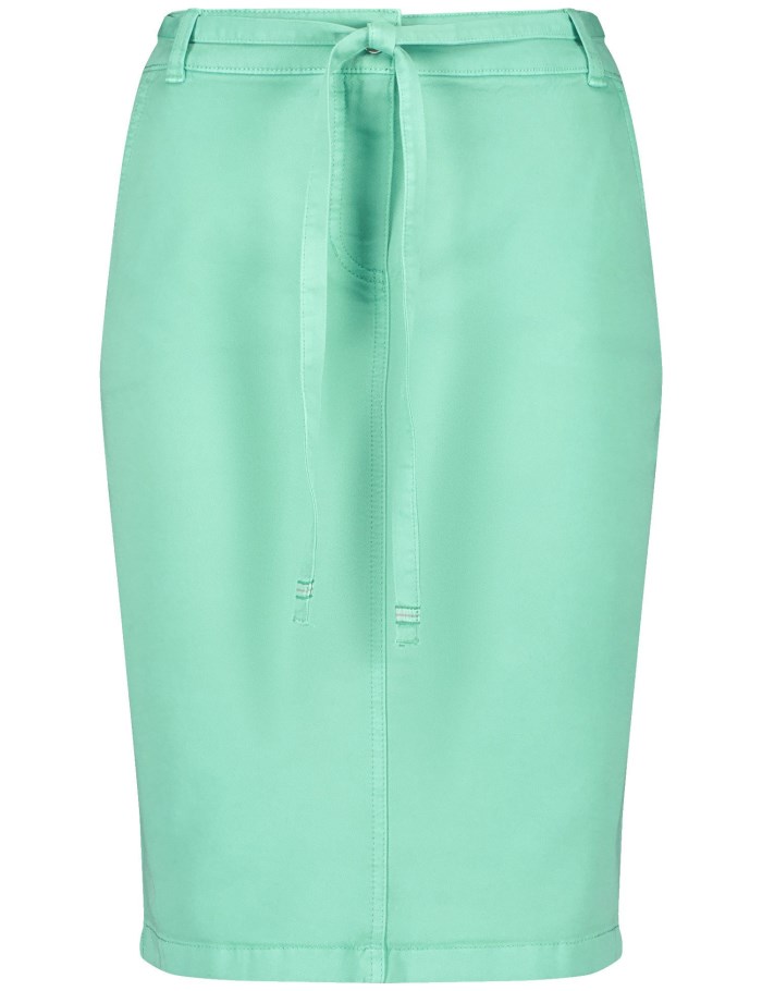 Gerry Weber Stylish skirt with a kick pleat Skjørt Grønn | SHMR7160