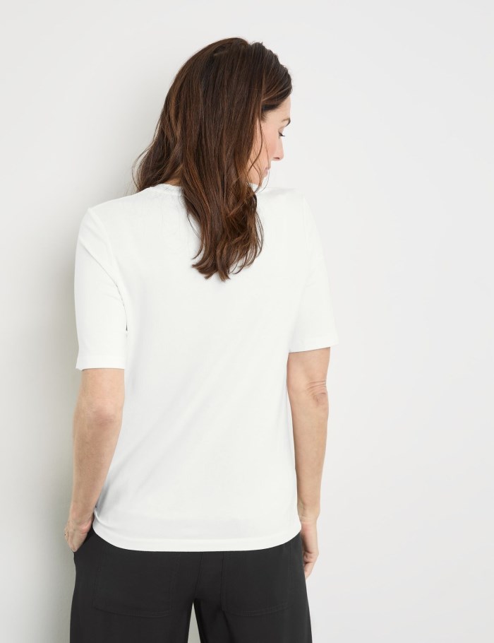 Gerry Weber Sustainable T-shirt with a front print T-skjorte Hvite | TJIP5112