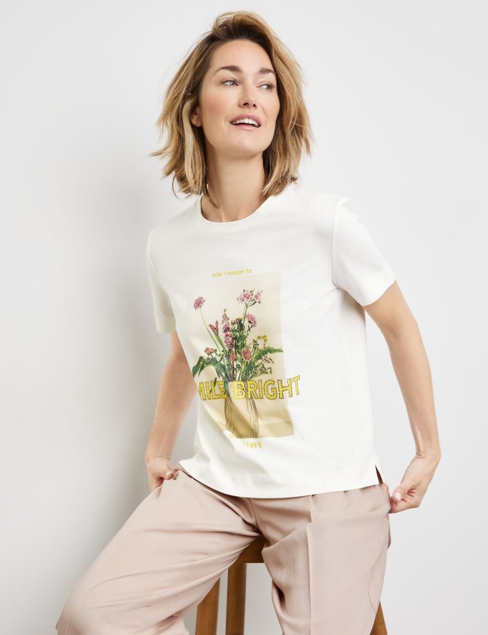 Gerry Weber Sustainable T-shirt with a front print T-skjorte Hvite | TEQK9816