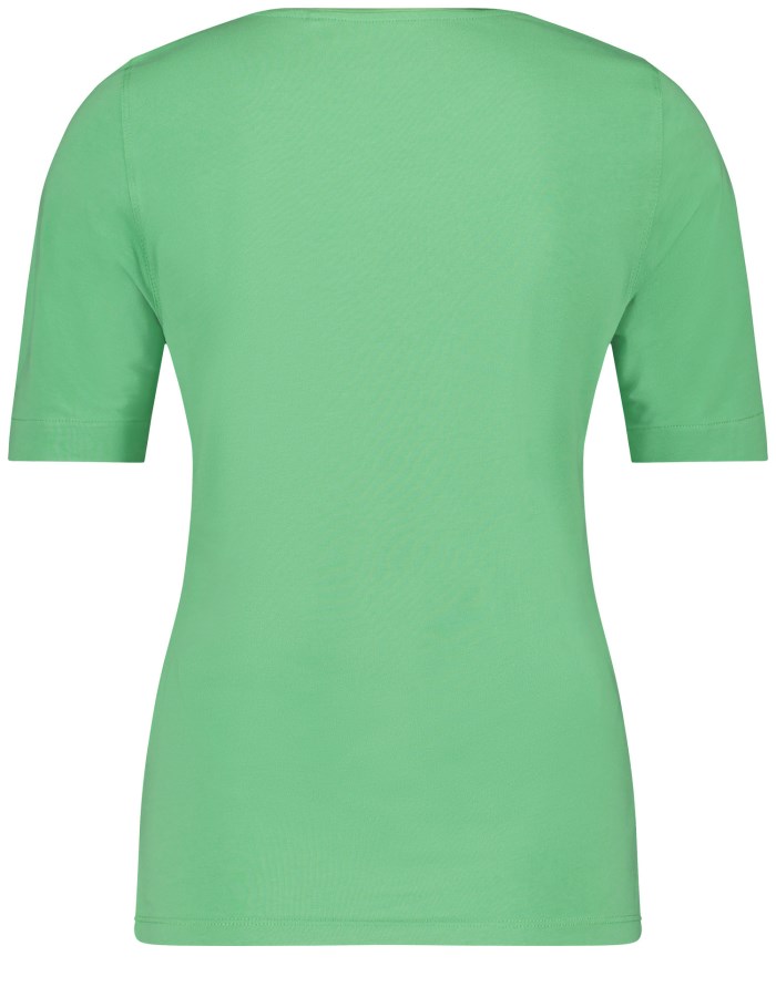 Gerry Weber Sustainable T-shirt with a satin neckline T-skjorte Grønn | HHHV5032