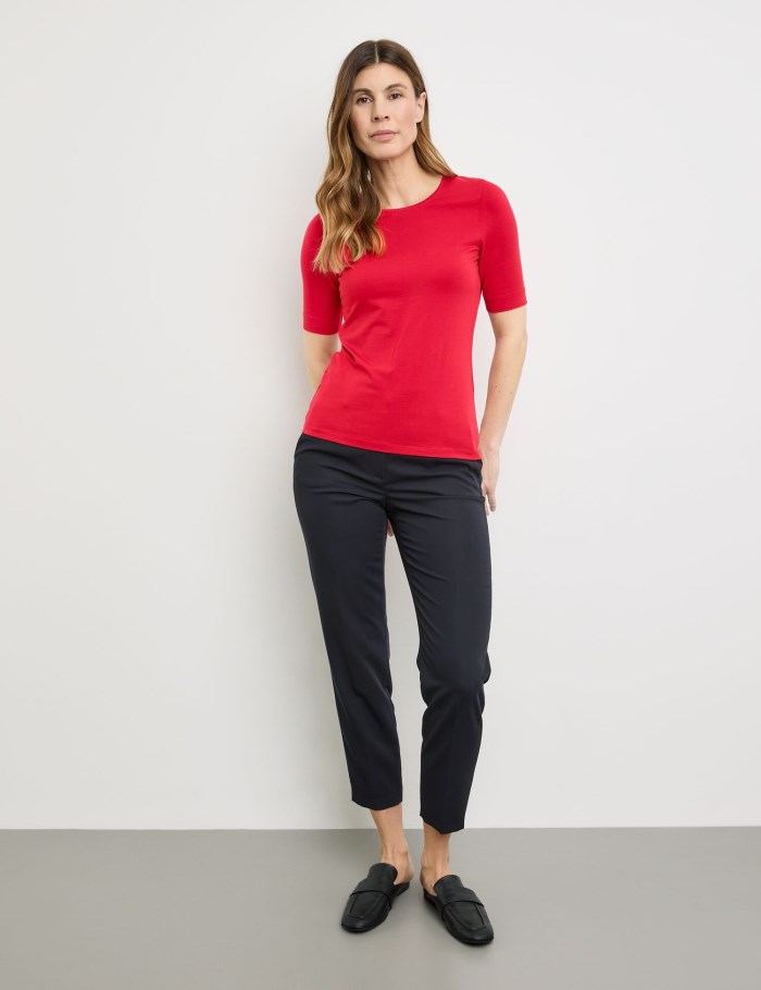 Gerry Weber Sustainable T-shirt with a satin neckline T-skjorte Rød | QKTV4634