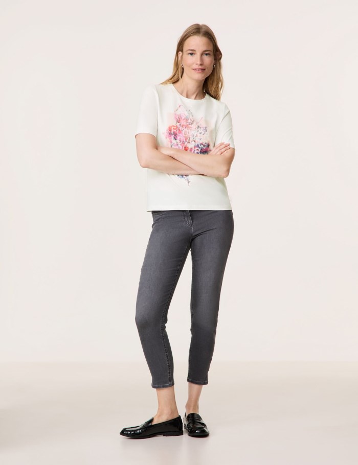 Gerry Weber Sustainable top with mid-length sleeves and a front print T-skjorte Hvite | BBQM9173