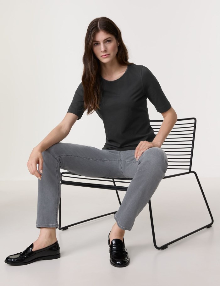 Gerry Weber T-shirt with a satin trim T-skjorte Svarte | MVNC5023