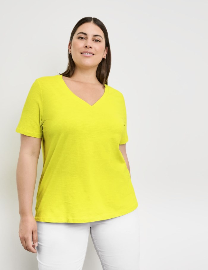 SAMOON V-neck T-shirt made of organic cotton T-skjorte Grønn | EHNJ7655