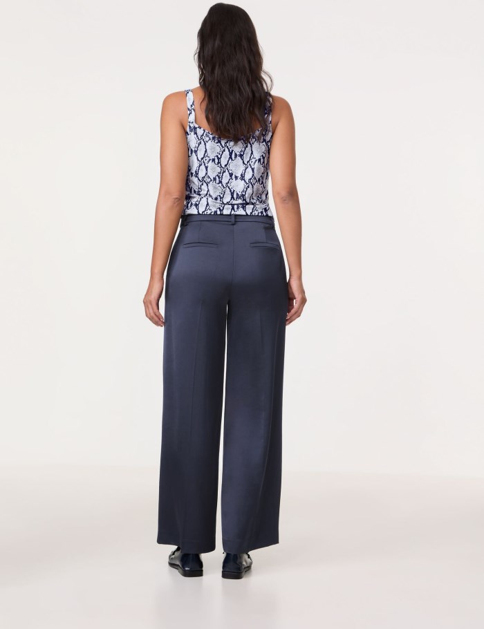 Gerry Weber Wide trousers made of flowing satin Bukser Blå | QPIG5649