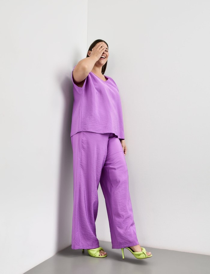 SAMOON Wide trousers with a subtle shimmer, Carlotta Bukser Lilla | AWVP6004